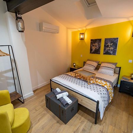 L'Ile De La Breche Apartment Niort Ruang foto